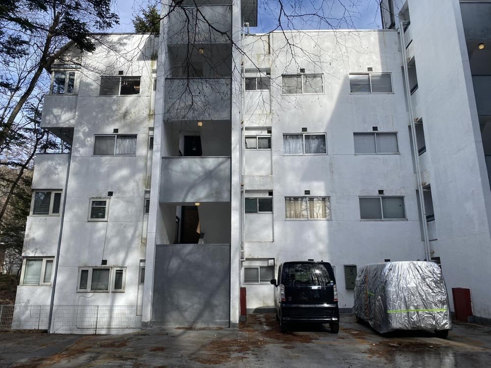 2DK apartment in Karuizawa, Kitasaku District, Nagano - Photo 1
