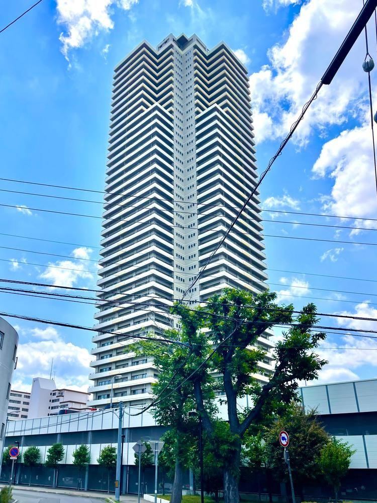 3LDK apartment in Nishi Ward, Sapporo, Hokkaido - Photo 1