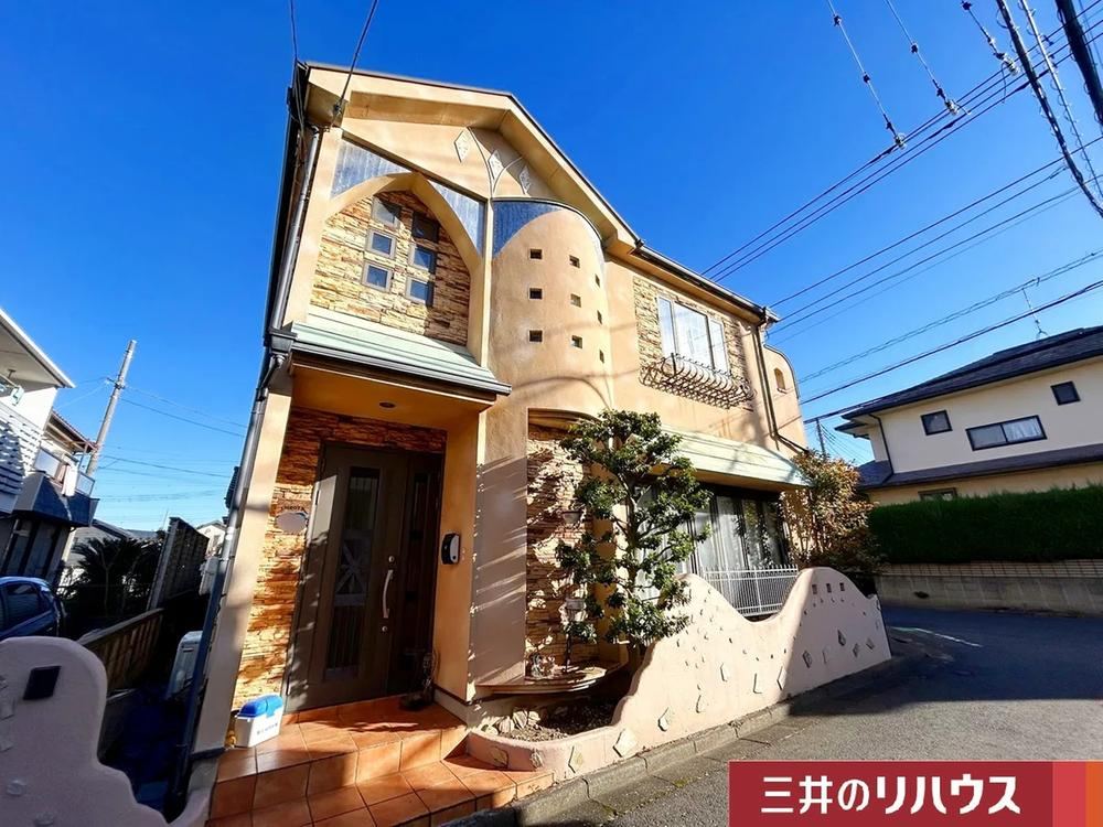 Modern 3LDK Home in Kamishinai - Photo 1