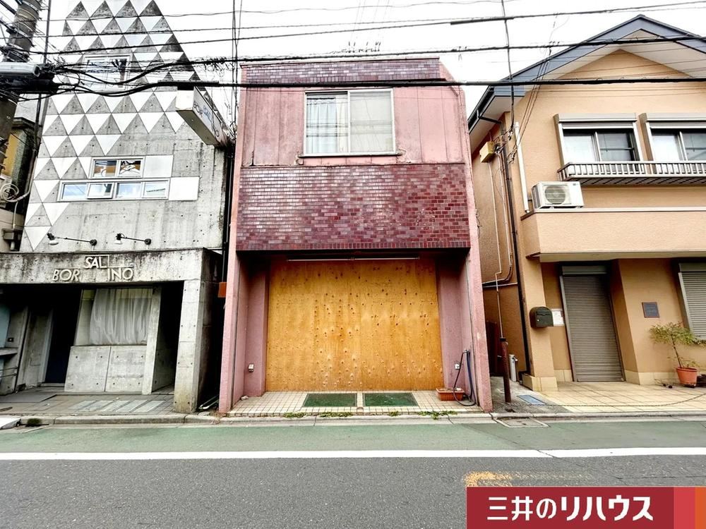 66 m² land in Mitaka, Tokyo - Photo 1
