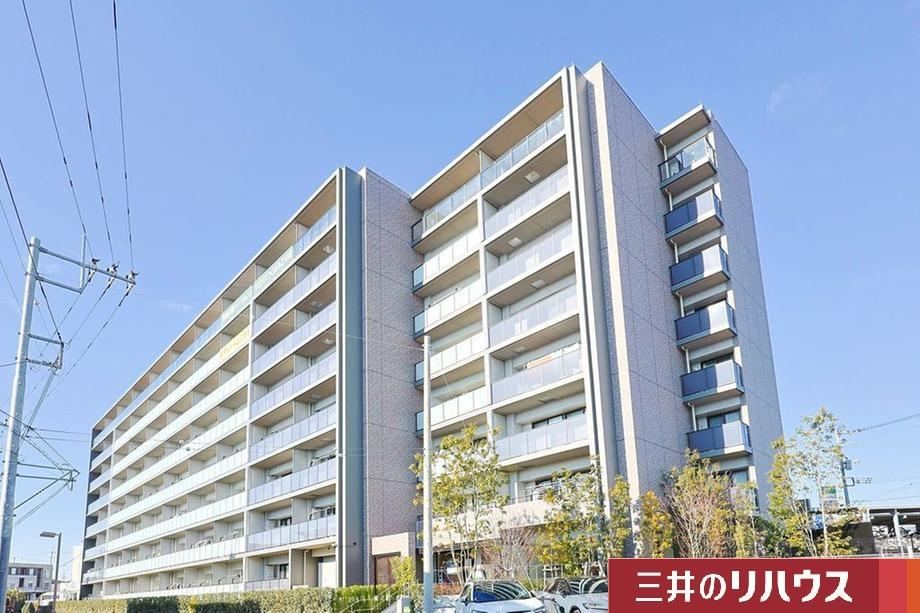 New 3LDK Apartment in Midorino - Photo 1
