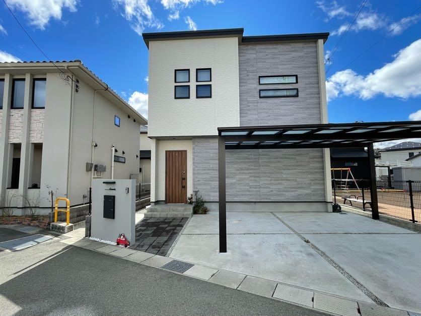 Convenient 4LDK+S House Near Mikage Station - Photo 1