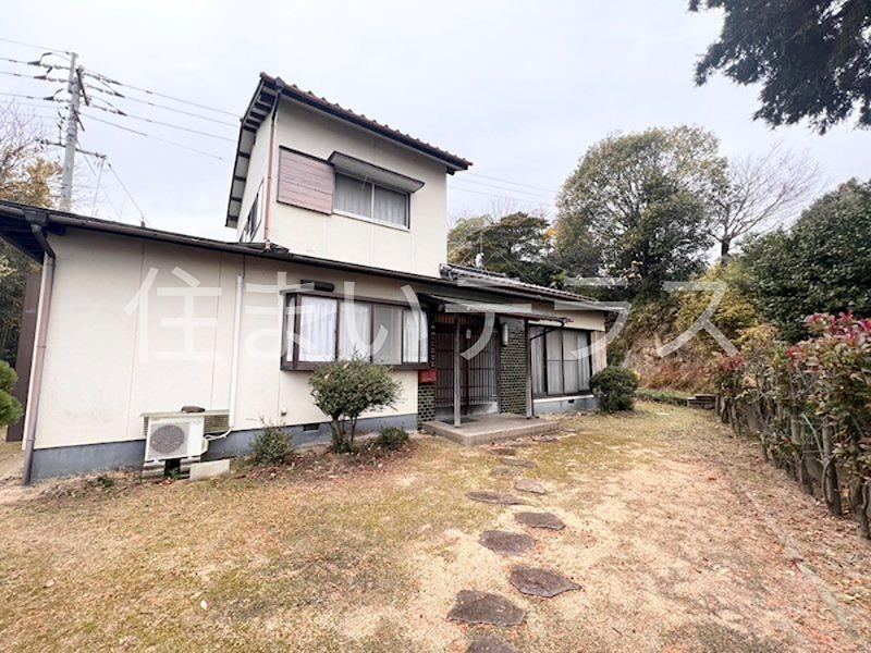 6DK Used House Just Steps from the Station - Photo 1