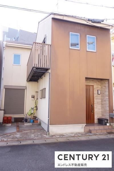 Convenient 3LDK+S Detached House in Yamashina - Photo 1