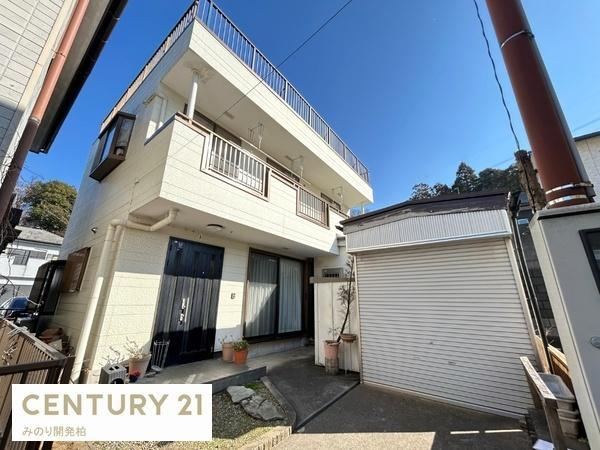 Modern 4LDK+S House with Rooftop in Noda - Photo 1