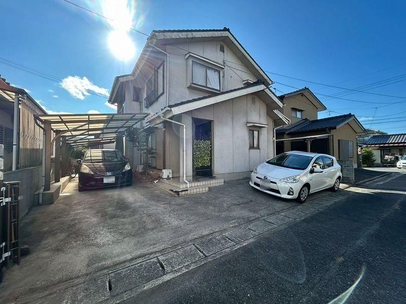 Convenient 4LDK+S Home in Mizue - Photo 1