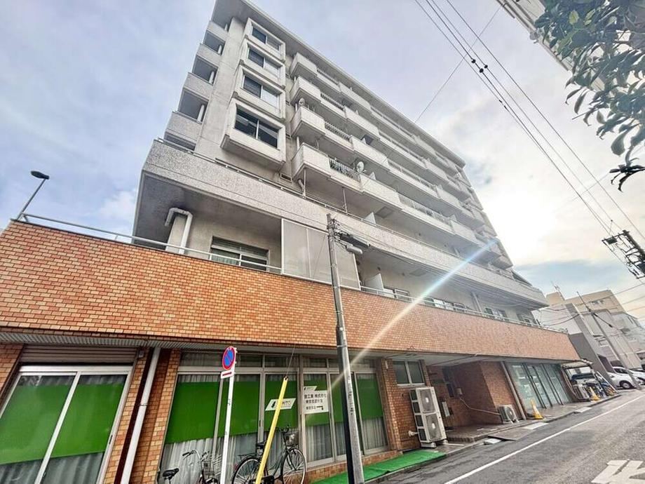 Newly Renovated 1LDK Apartment Near Oyama Station - Photo 1