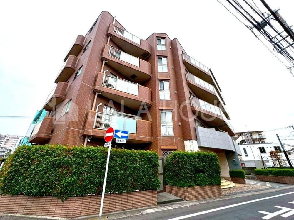 Convenient 3LDK Apartment Near Omiya Station - Photo 1