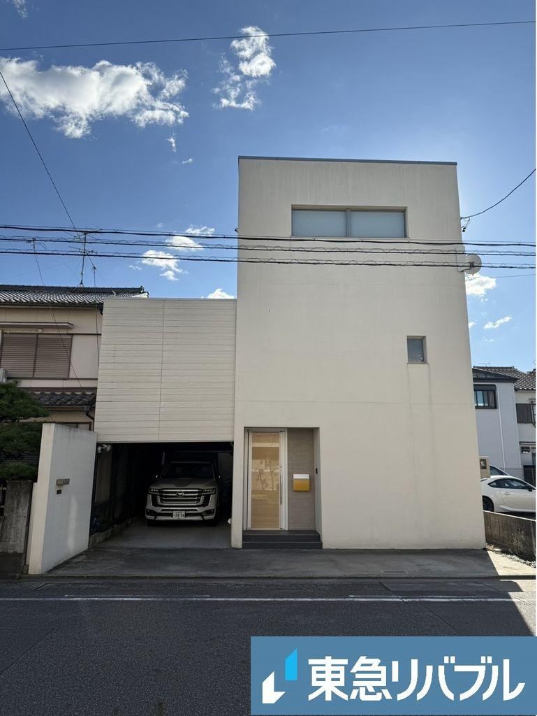 Elegant 4LDK Detached House in Hirose-cho - Photo 1