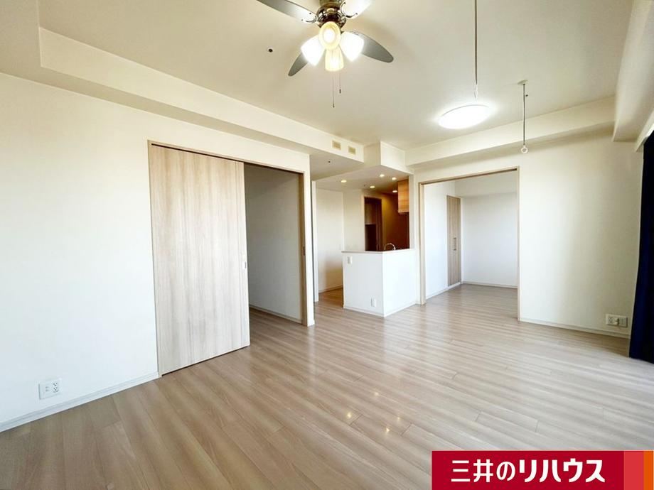 Modern 2LDK Apartment in Nakamura Kita, Tokyo - Photo 1