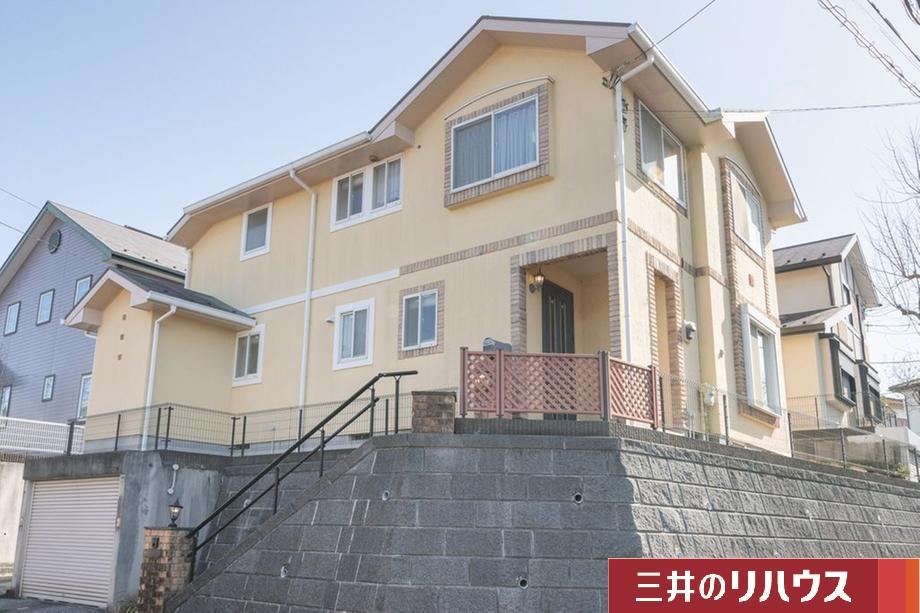 Spacious 4LDK Home in Sumi-yoshi-dai, Aoba Ward - Photo 1