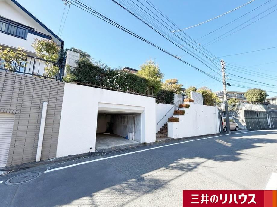 332 m² land in Tama, Tokyo - Photo 1