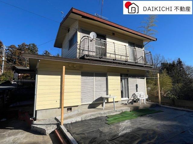 Sunny 3LDK Home within Walking Distance to Station - Photo 1