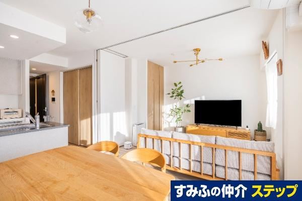 Luxurious 3LDK Penthouse with Rooftop Terrace in Fujisawa - Photo 1