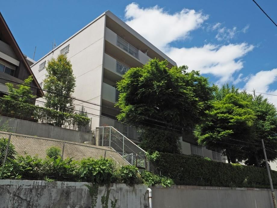 3LDK Apartment Near Omachi-Nishi-Koen Station - Photo 1