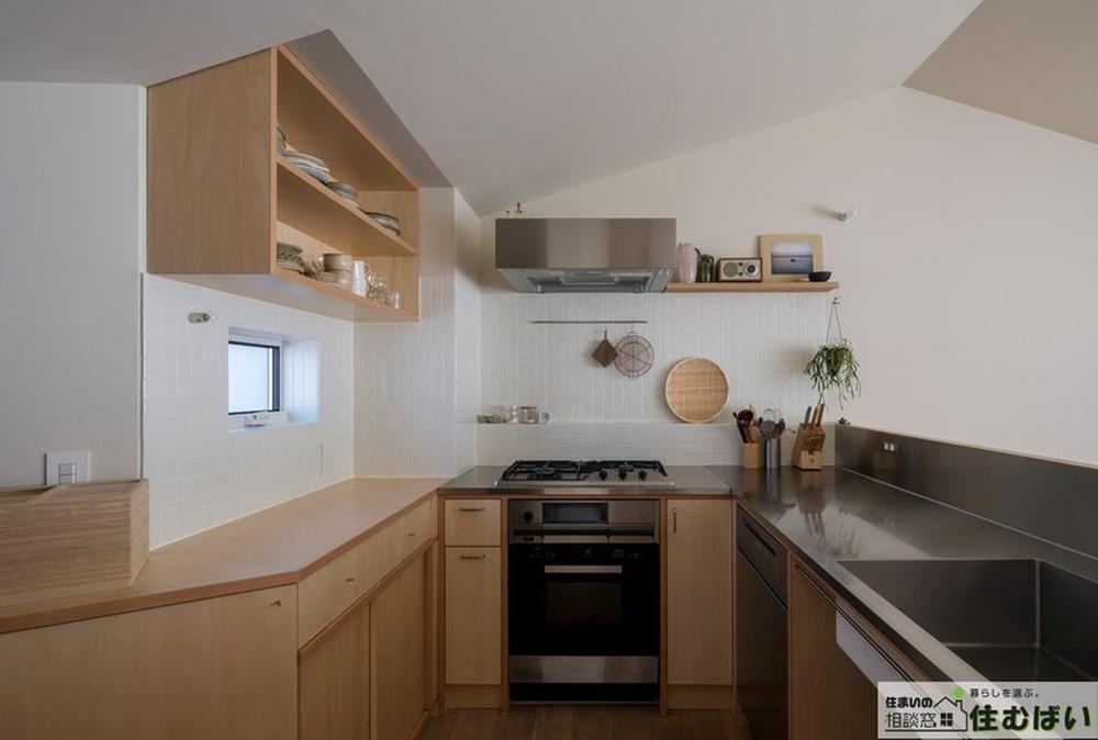 Stylish New 2LDK Home Near the Ocean in Mitoma - Photo 1