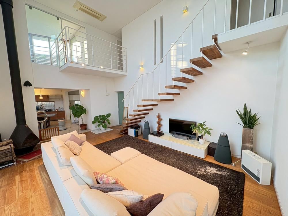 Elegant 3LDK House in Seiwadai - Photo 1