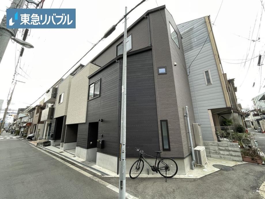 Stylish 3LDK House in Noe, Osaka - Photo 1
