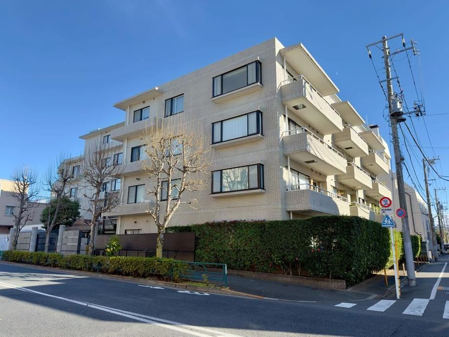 2LDK apartment in Setagaya Ward, Tokyo - Photo 1