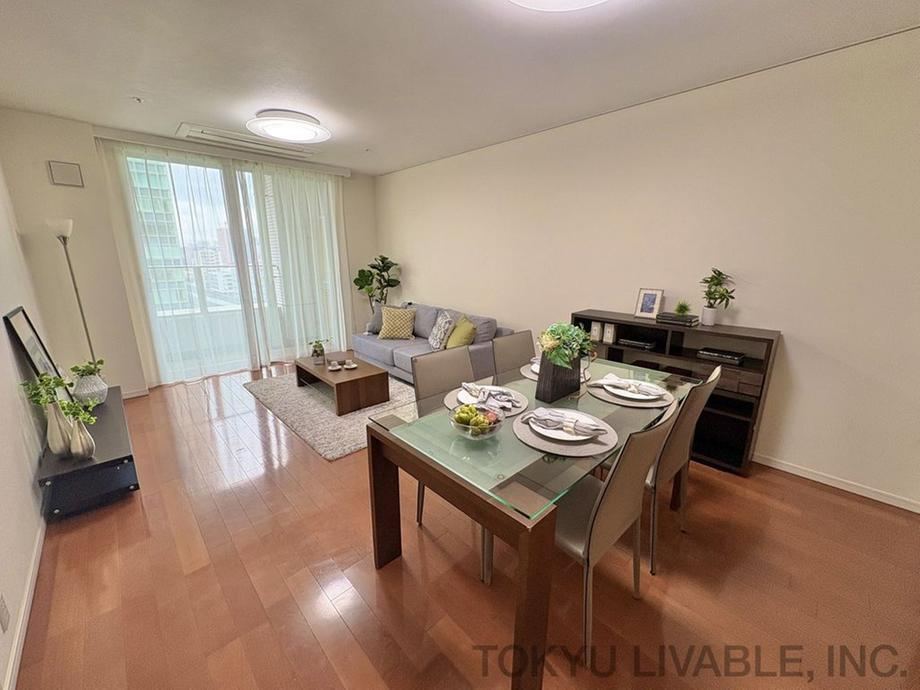 2LDK apartment in Chuo Ward, Tokyo - Photo 1