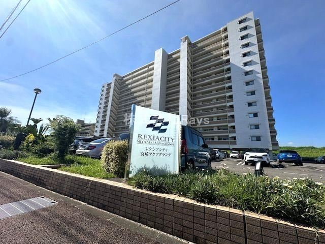 3LDK apartment in Miyazaki, Miyazaki - Photo 1