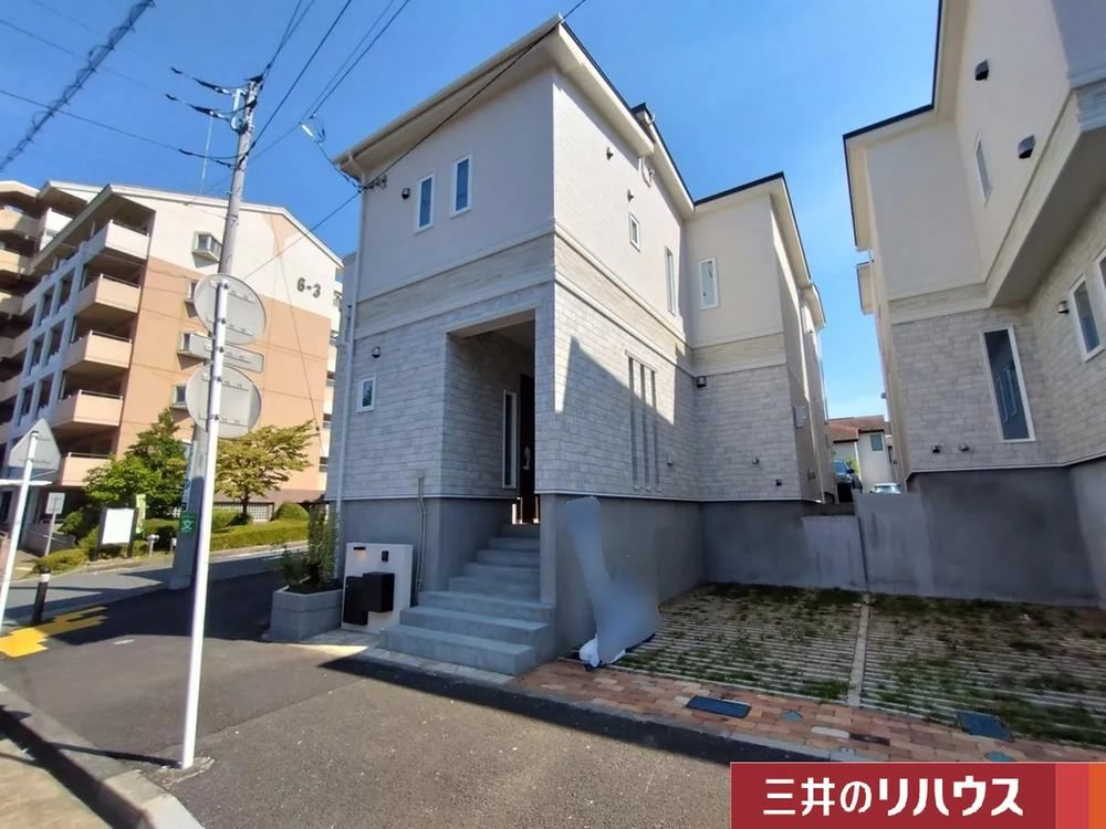 Stylish 4LDK Home in Tokai Market Area - Photo 1