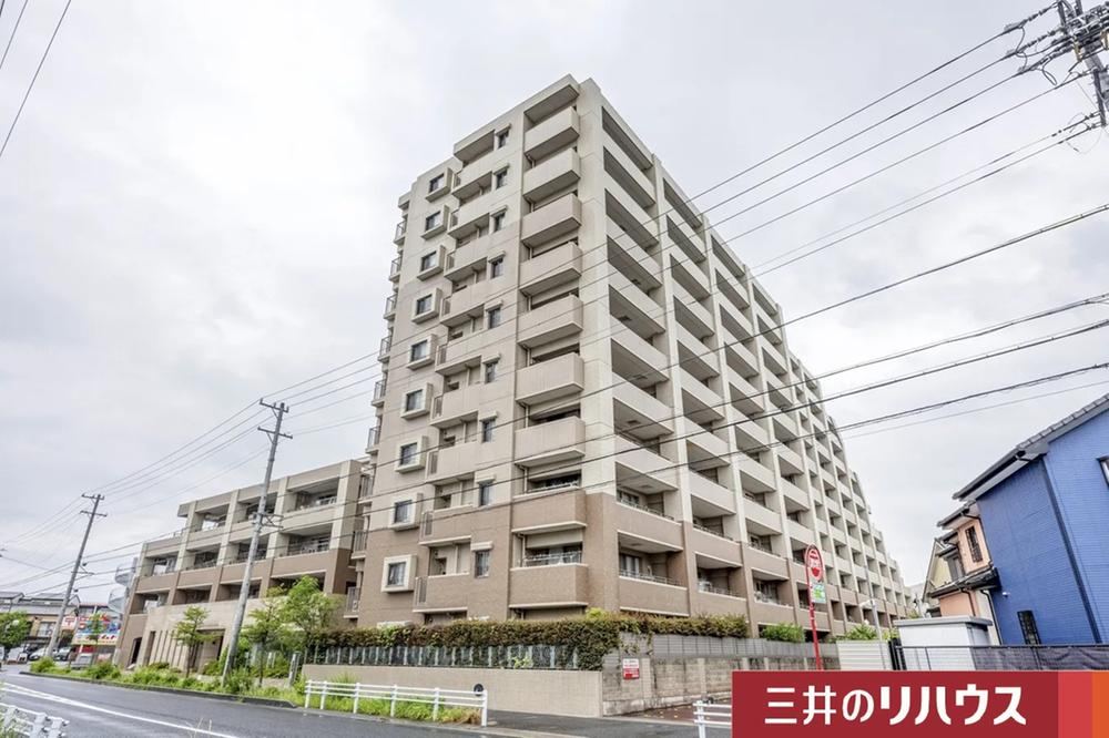 4LDK apartment in Anjo, Aichi - Photo 1