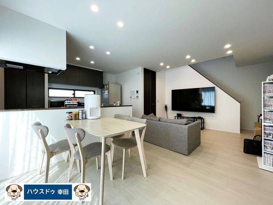 Modern 3LDK House in Miai - Photo 1