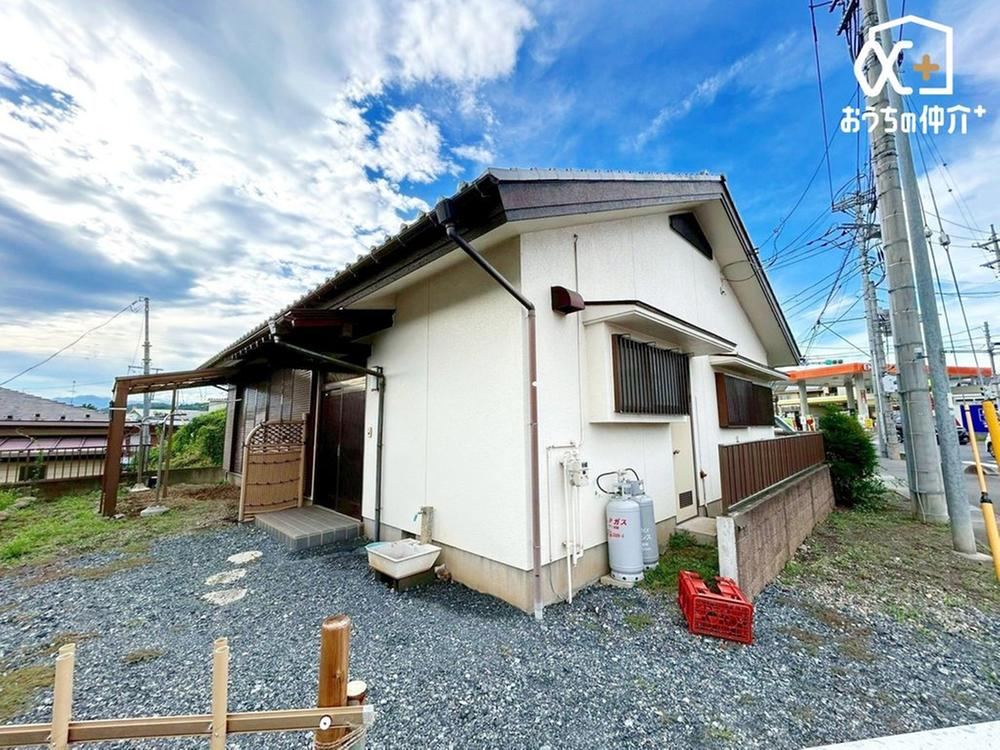 Bright 4DK Flat Home Near Riverside - Photo 1