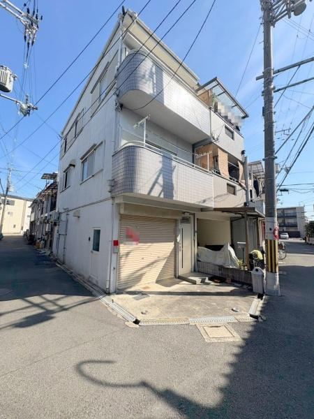 Versatile 4DDKK House for Multi-Family Use in Moriguchi - Photo 1