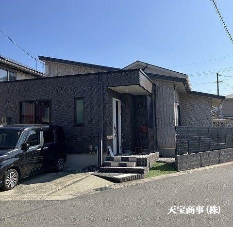 Panasonic Custom-Built Single-Story Home - Photo 1