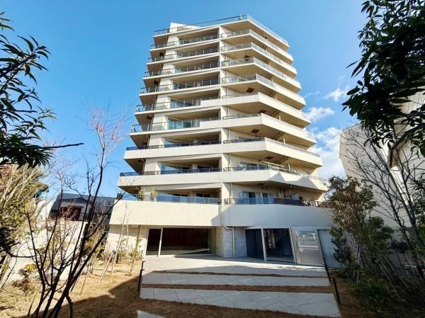 3LDK Apartment with Views of Enoshima and Mt. Fuji - Photo 1