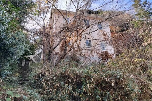 Versatile 2LDK+2S House in Ainohara - Photo 1