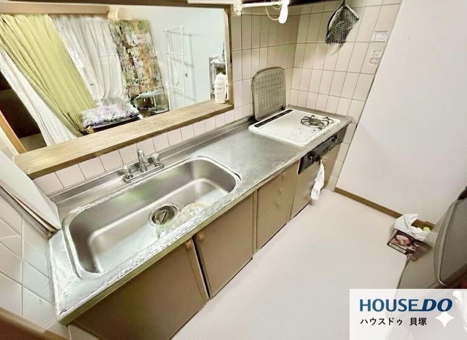 3LDK apartment in Kaizuka, Osaka - Photo 1