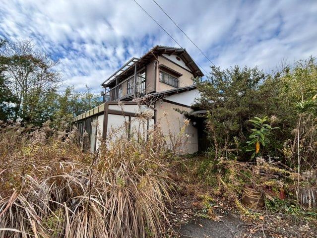 Expansive 4LDK House in Mutsuno - Photo 1