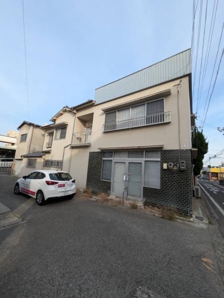 4DK House with Mixed Use Potential in Takamatsu - Photo 1
