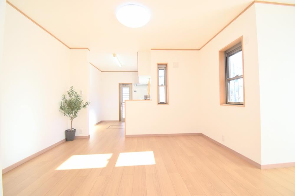 Family-Friendly 4LDK House Near Elementary School - Photo 1