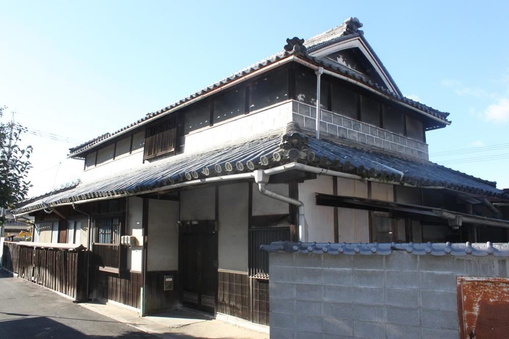 7DK House with Dual Road Access in Okayu Town - Photo 1