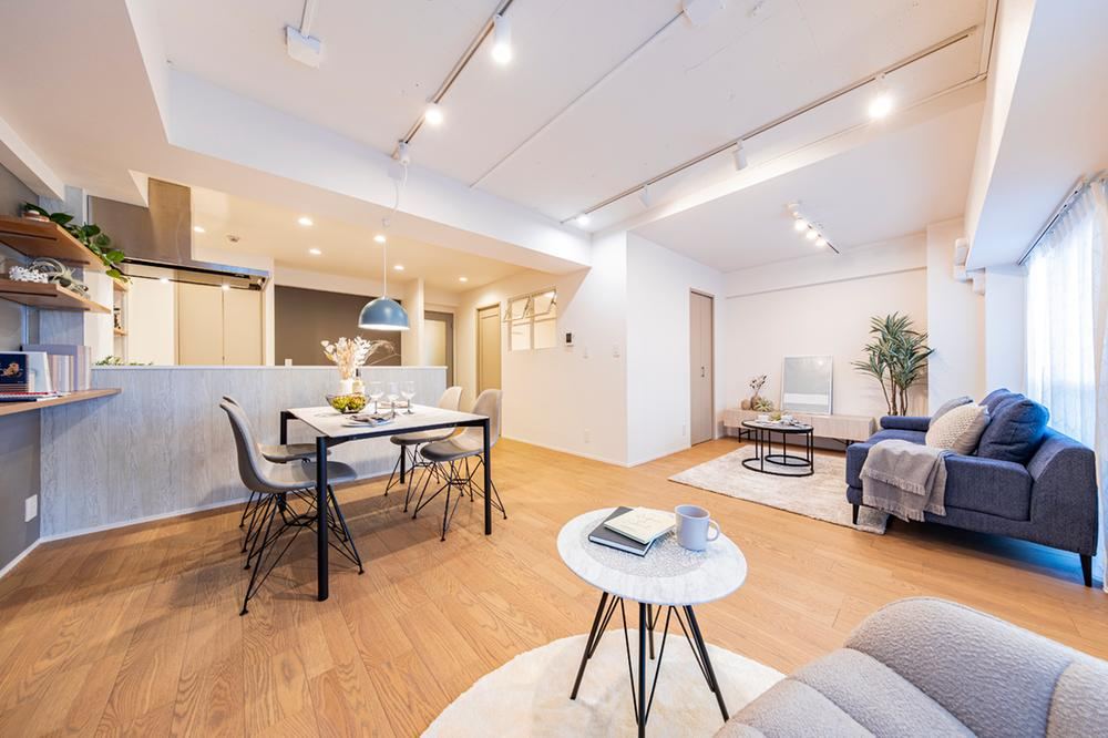 Renovated Nordic Style Apartment Near Center Kita - Photo 1