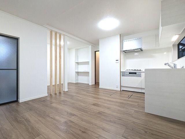 Renovated 3LDK Detached House in Kuzuhara Area - Photo 1