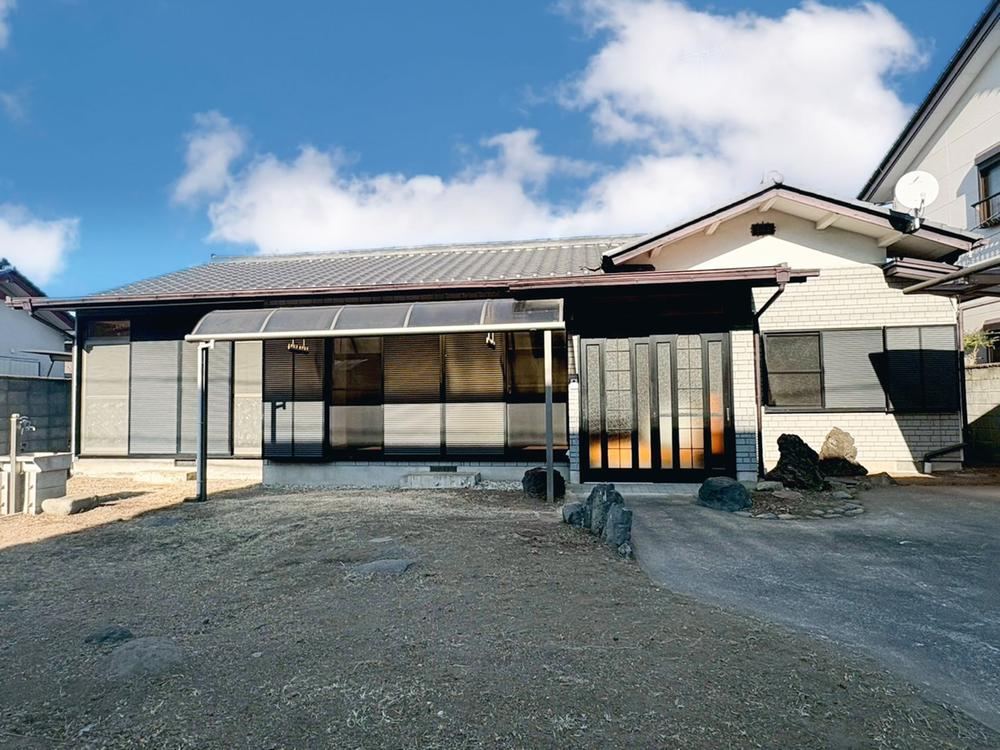 Charming 2LDK+S House in Popular Utsunomiya Area - Photo 1