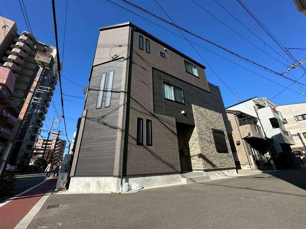 Modern 4LDK House in Hirano - Photo 1