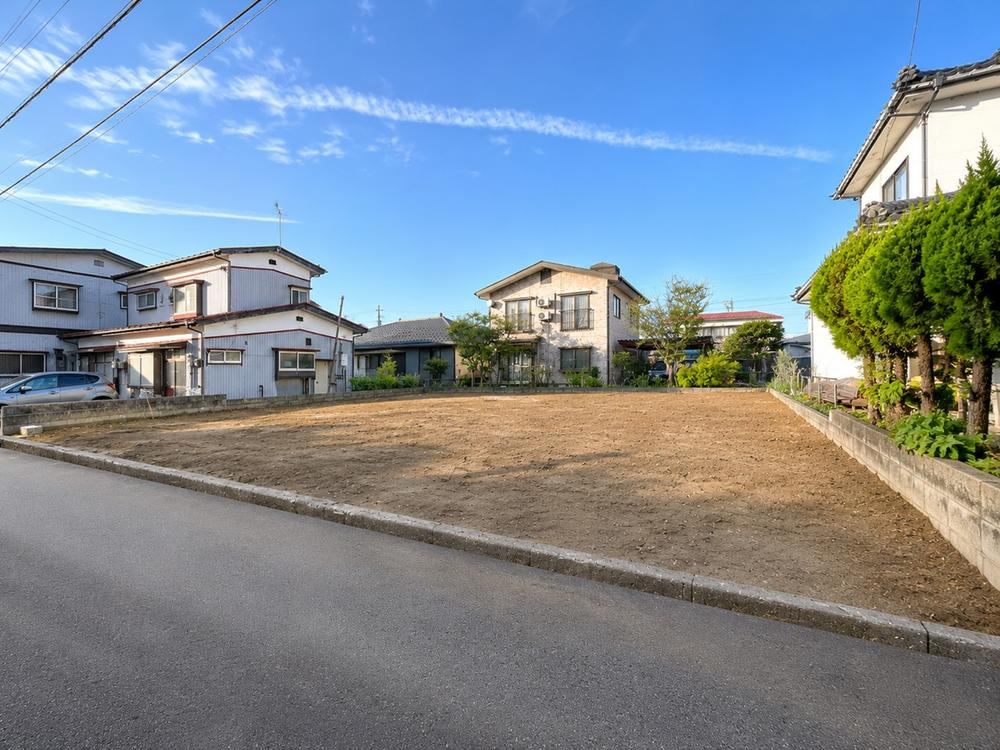 267 m² land in Joetsu, Niigata - Photo 1