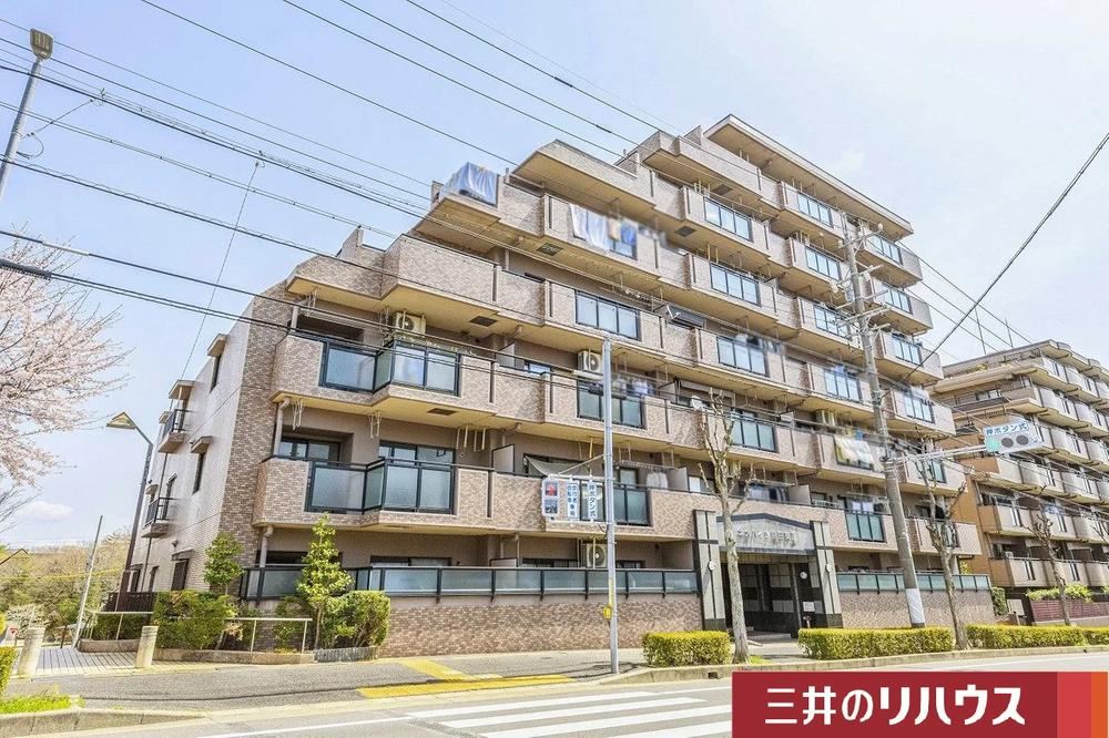 4LDK apartment in Tempaku Ward, Nagoya, Aichi - Photo 1