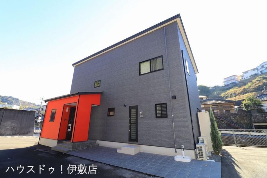 Modern 2LDK House with Ample Parking in Kagoshima - Photo 1