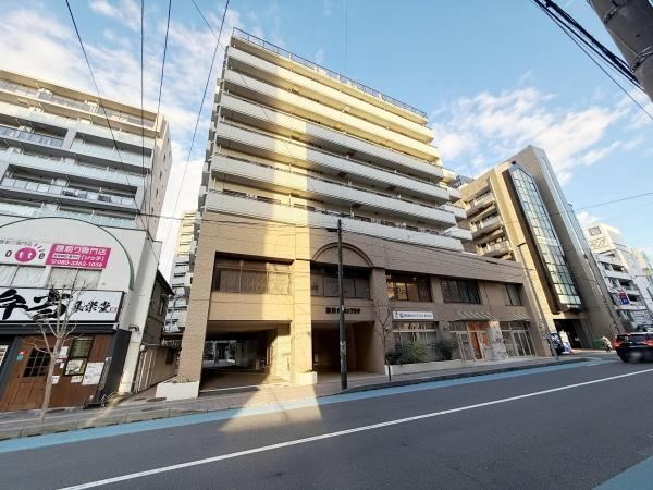 Charming 2LDK Apartment with Modern Renovations in Fujisawa - Photo 1