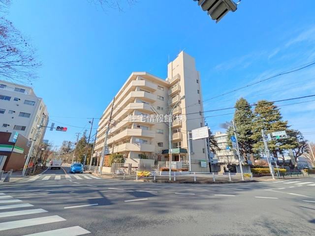 4DK Apartment Near Fuchu Station - Photo 1