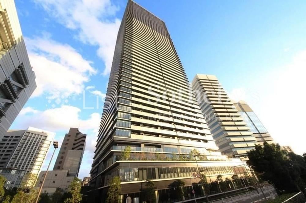 2LDK apartment in Kita Ward, Osaka - Photo 1