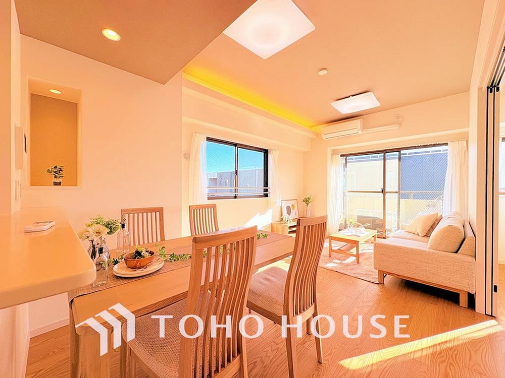 Stylish 3LDK Apartment with Immediate Viewing Available - Photo 1
