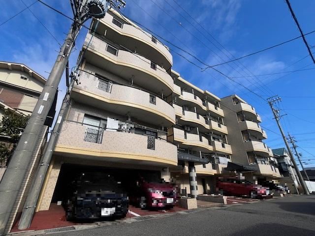 3LDK apartment in Kasugai, Aichi - Photo 1